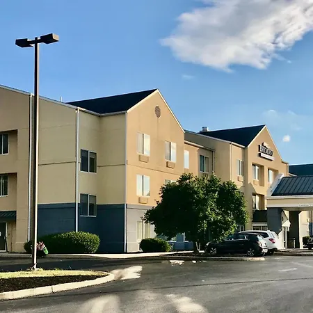 Baymont By Wyndham Chambersburg-3